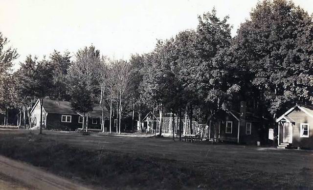 Big Spring Tavern Manistique (newer photo)